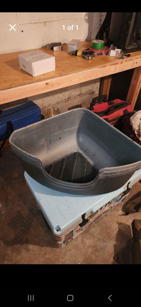Cat Litter Box