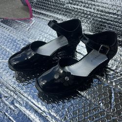 Size 1 Girls Dress Shoes