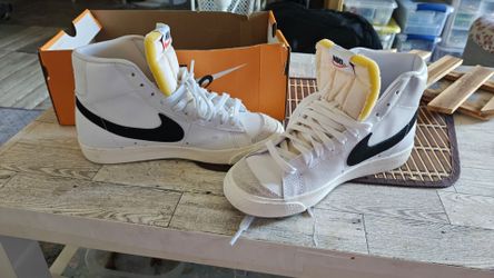 Nike women's tennis shoes
