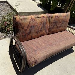 Free Couch 