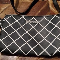Cross Body Kenneth Cole Purse