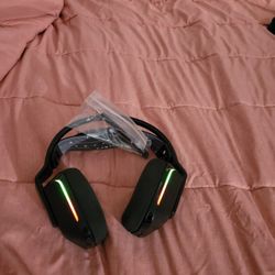 Logitech G733 Lightspeed Wireless Headphones