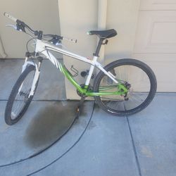 Specialized Myka Bike 26" 