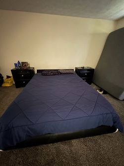 Full size bed