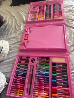 Large Pink Deluxe Art Set w/ Markers, Crayons, Colored Pencils & Paints – Great Condition