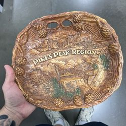 Pikes Peak Engraved Key Tray