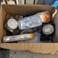 2006 GMC Sierra 1500 Headlight With Fog Lights
