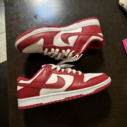 Nike Low Dunks Red