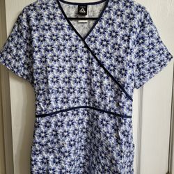 Like New Hawaiian Flower Scrub Top Size M