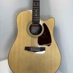 Beautiful Ibanez PF10 Performance Electro-acoustic Guitar In Like New Condition.