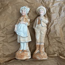 Vintage Ceramic Couple Figurine