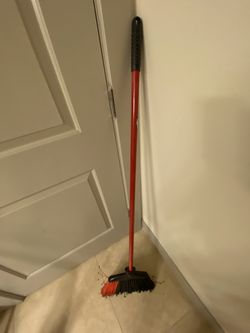 Libman 997 15" Wide Commercial Angle Red Broom