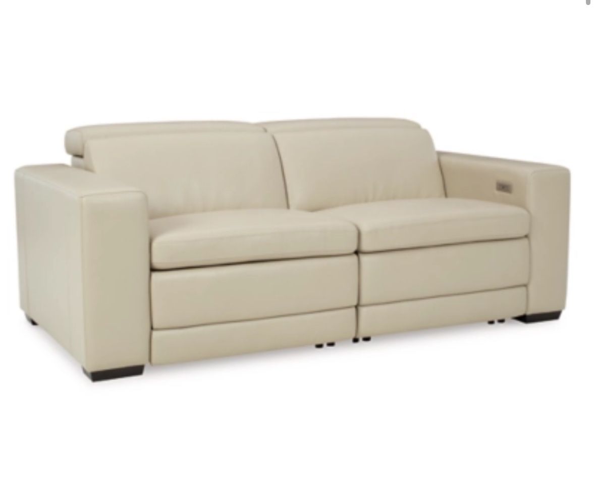 High End Leather Electric Reclining Couch/loveseat 