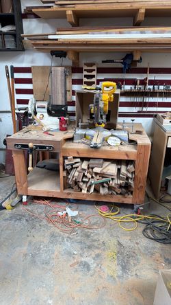 Miter saw + Table + Vice