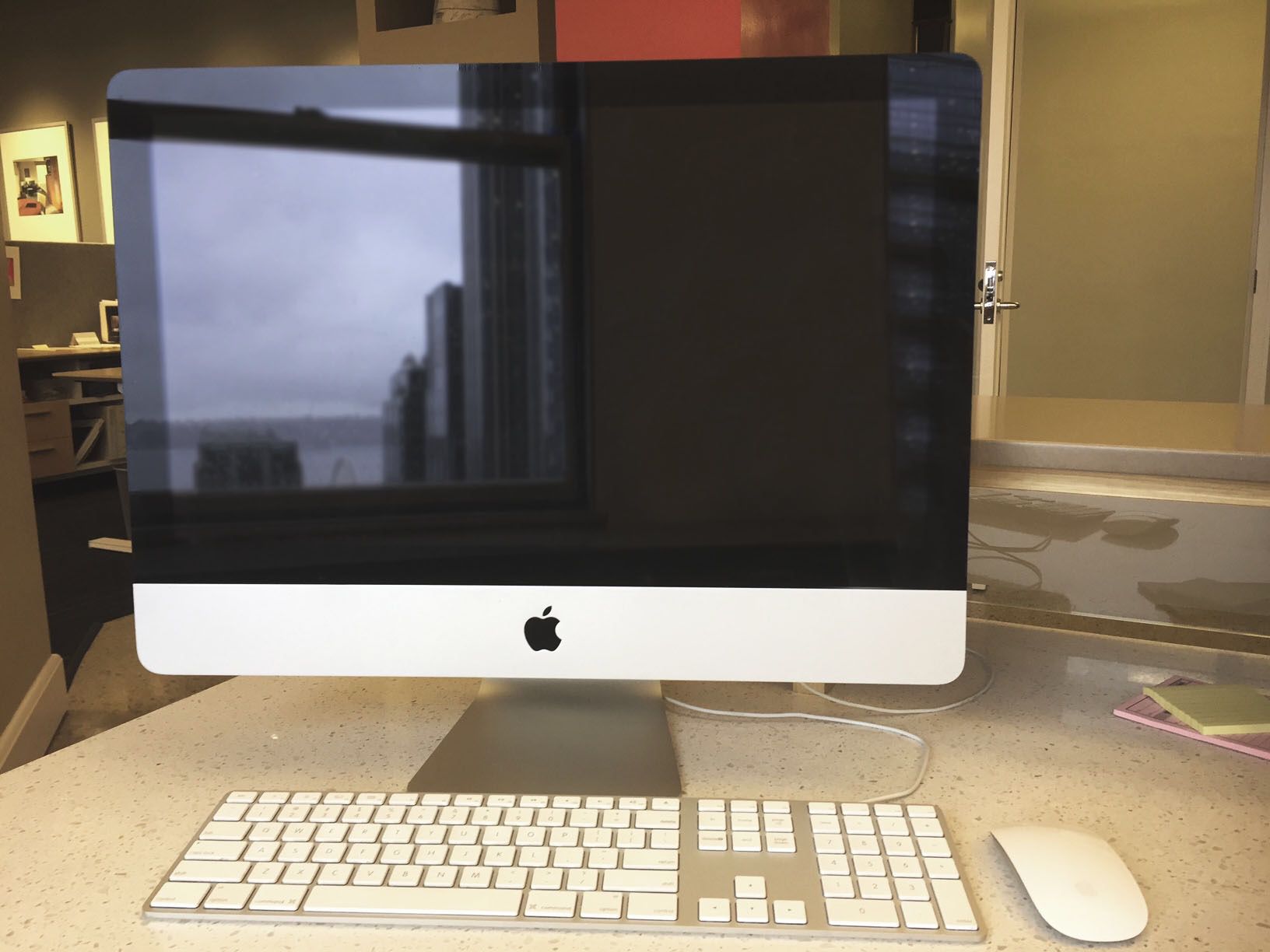 iMac 27” 3.2ghz intel core i5 (iMac 13,2) **REDUCED PRICE