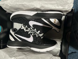 NEW KOBE MAMBACITAS SIZE 8.5 (EBAY AUTHENTICATION)