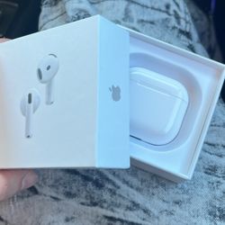 Air Pod 4’s With Active Noise Cancellation