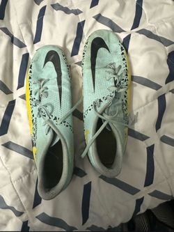 Soccer cleats