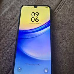 Samsung Galaxy A15 5G - Blue - 64GB - TracFone - Smartphone  Roto Como Se Muestra En Las Fotos Funcional 