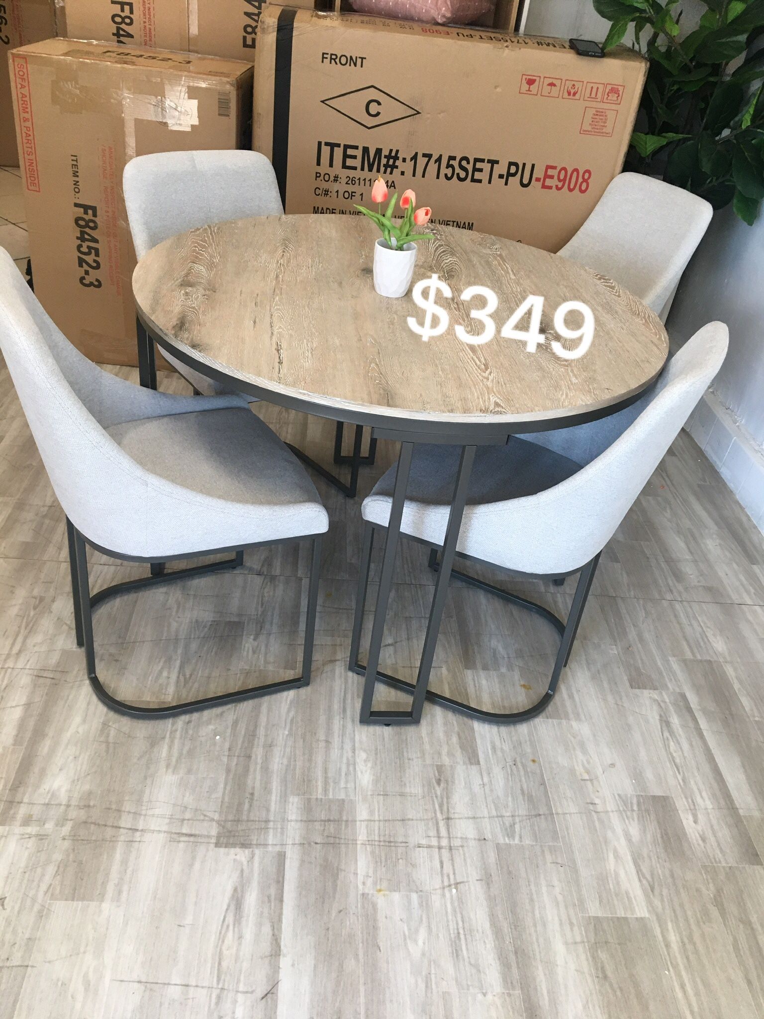 Beautiful! Round Dining Table Set $349 No Tax