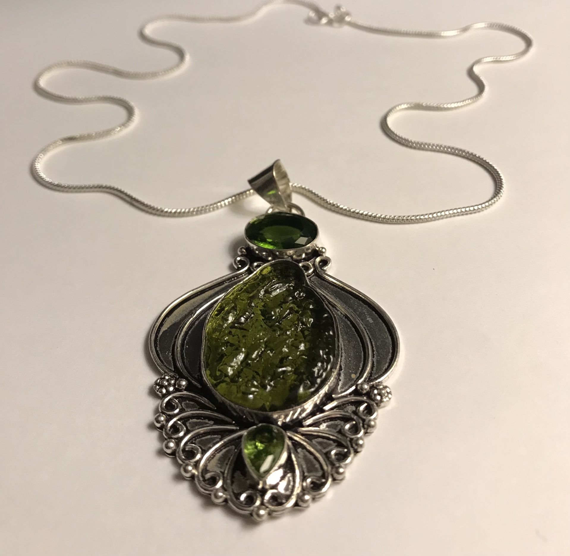 Stunning 925 Sterling Silver Moldavite Necklace