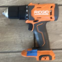 ridgid 18V Cordless 1/2 in. Hammer Drill (normal wear)(only tool) 