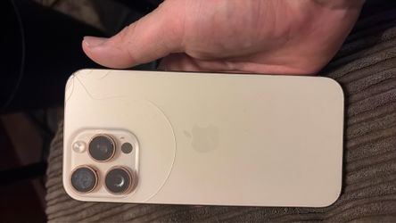 (iCloud locked) iPhone 16 pro