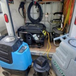 LAVADO DE CARROS Y TROKAS EN TU CASA O TRABAJO 