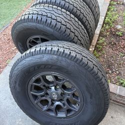 Toyota Tacoma Rines T Llamtas  Precio Firme