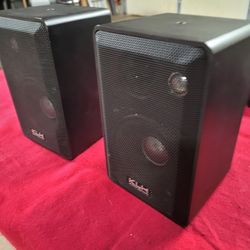 KLH Model 979b Bookshelf Speakers 