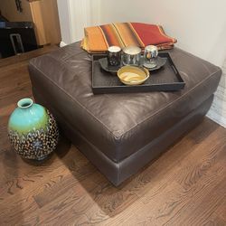 Stylish Modern 36” Italian Leather Ottoman - Espresso  Brown 