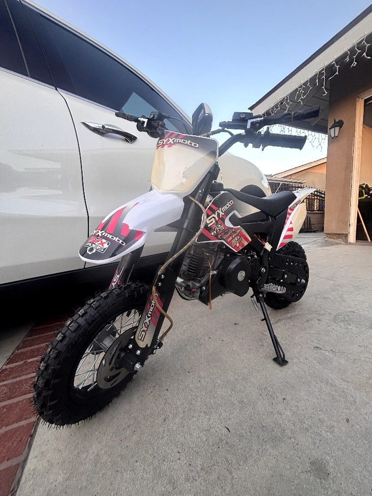 60cc Dirt Bike
