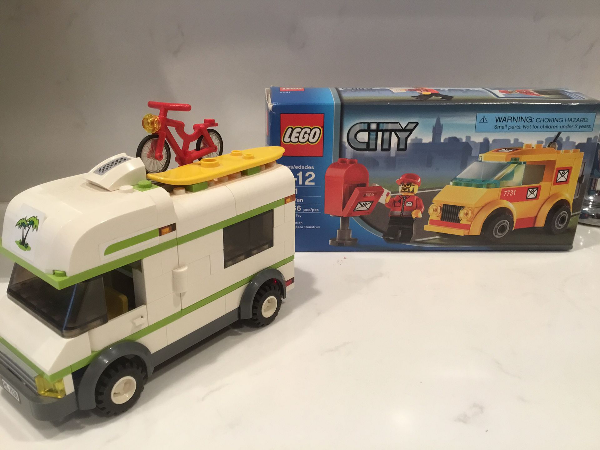 LEGO Mail Van 7731 & Camper 7639 Complete
