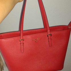 Michael Kors Bag For Sale!!