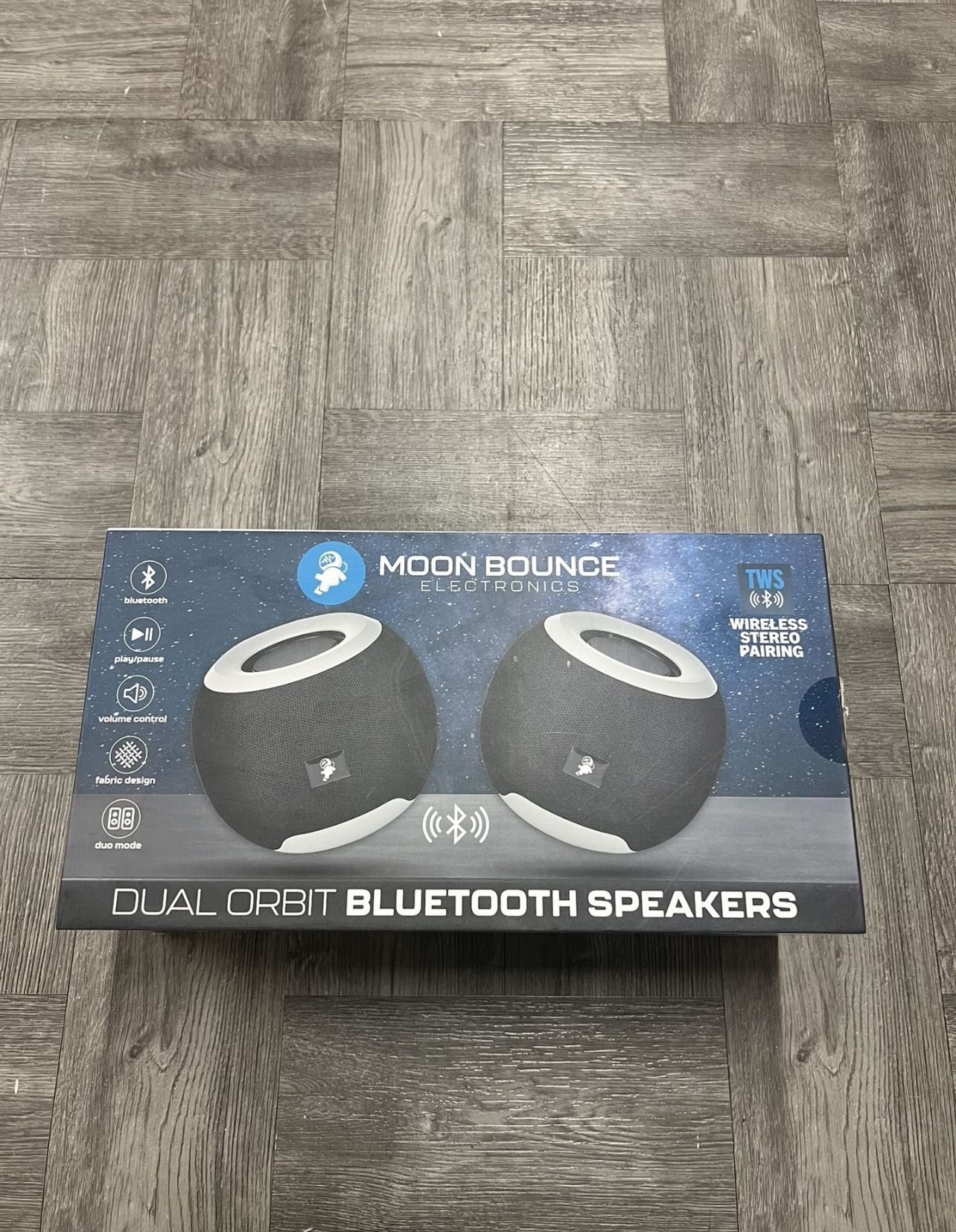 Moon Bounce Dual Orbit Bluetooth Speakers *3697