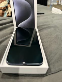 Title: Apple iPhone 15 Pro Max – 256GB – Blue Titanium – Unlocked – Excellent condition