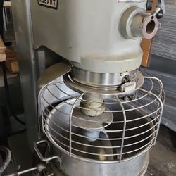 Hobart 60 Quart Dough Mixer Excellent Working Condition