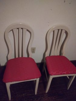 2 Dining Chairs Like New