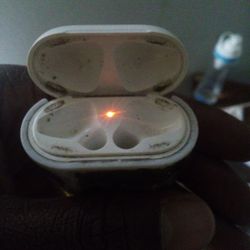 Selling Air Pod Case Don't Know The Brand Or Model