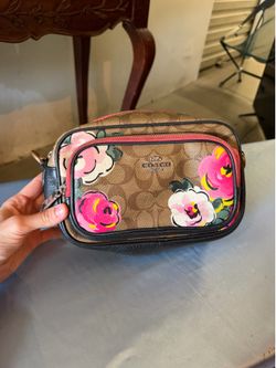 Coach Signature Canvas Floral Cosmetic Bag with Zipper Closure Brown Pink Black