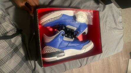 Jordan 3 Retro Varsity Royal Blue Size 8.5