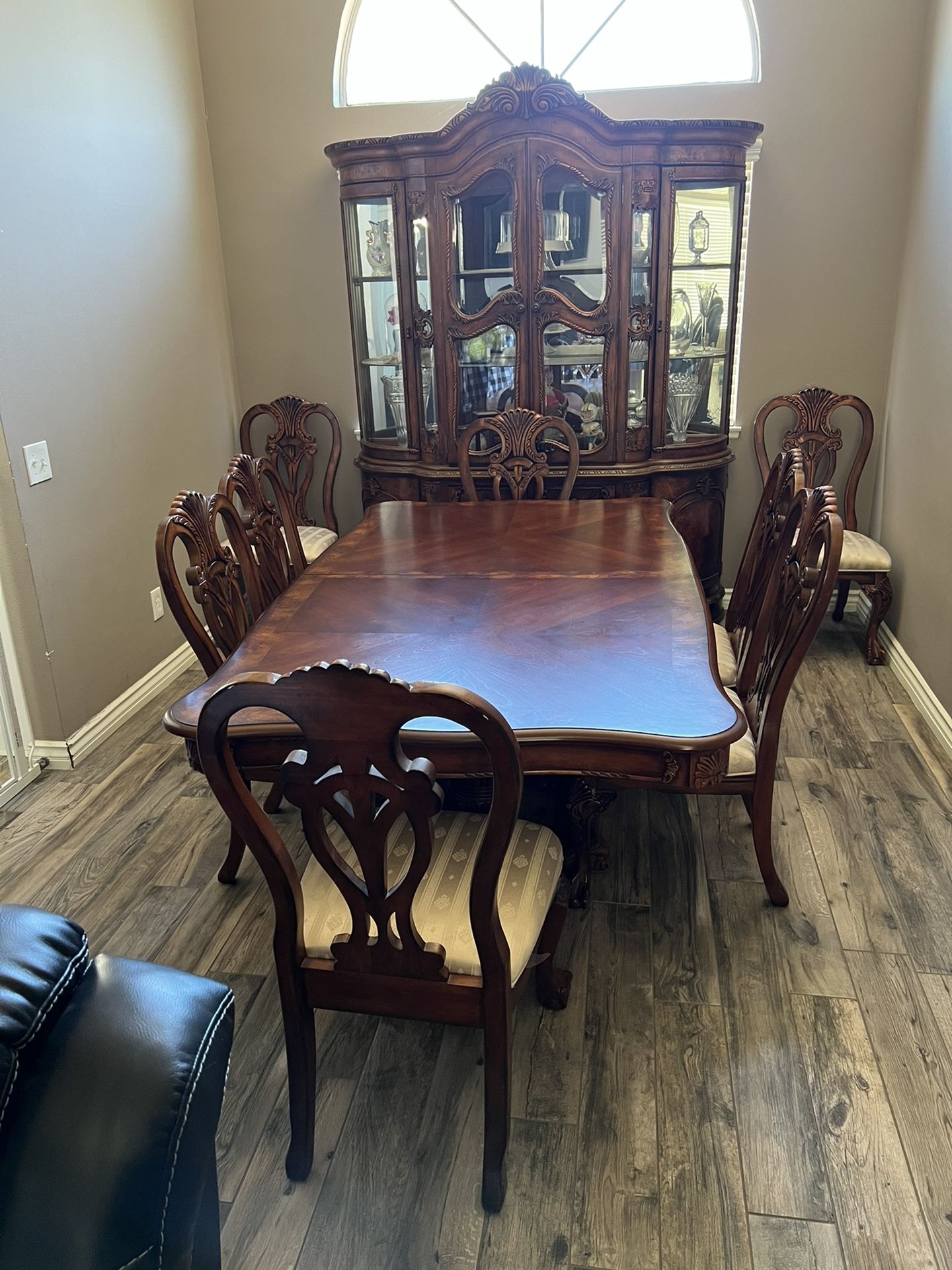 Dining Table And China Hutch