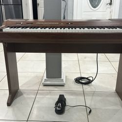 Yamaha Piano 