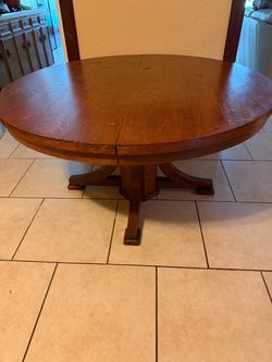 Solid wood round kitchen table