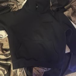 Men’s S Essential Hoodie