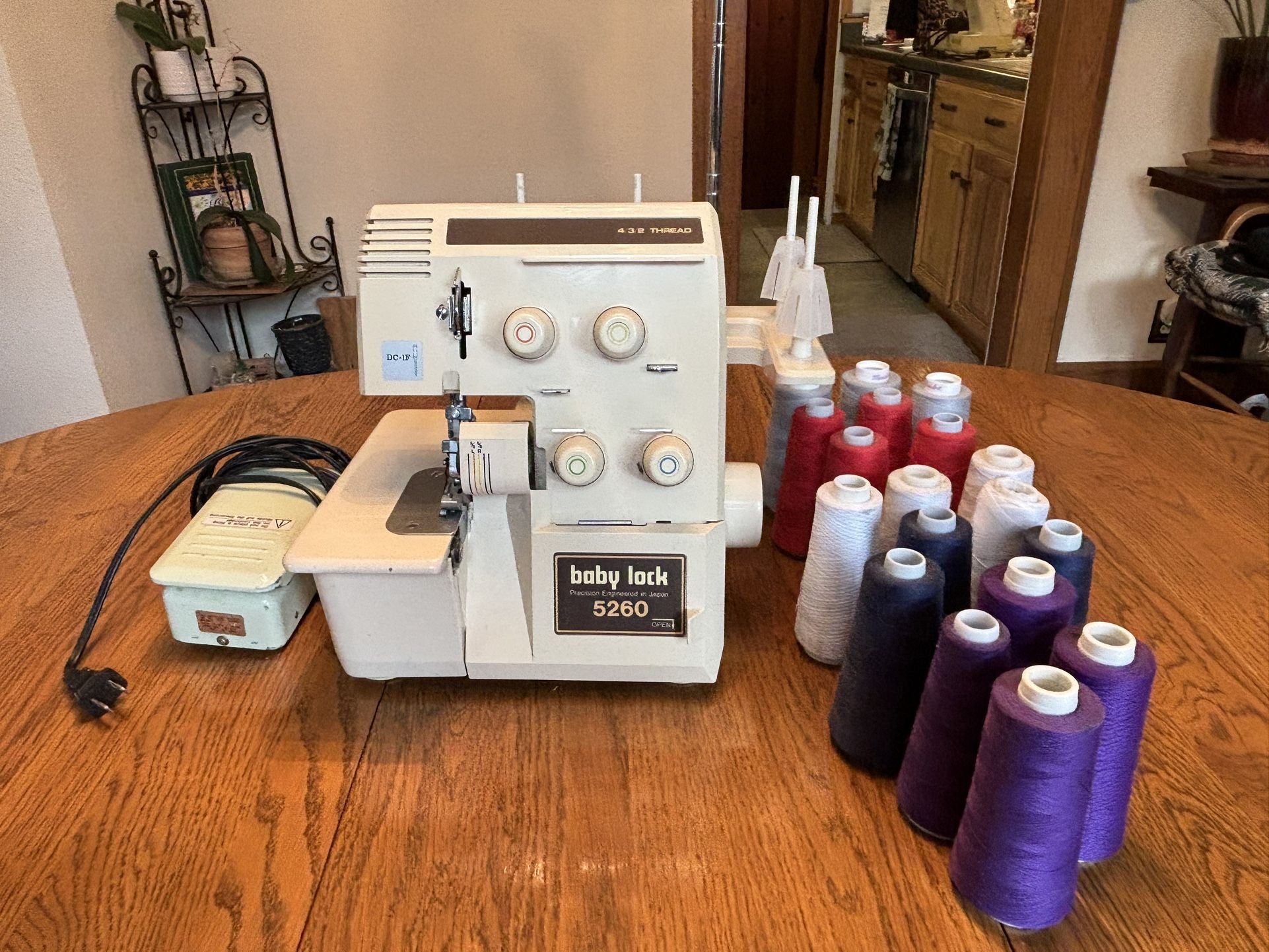 Baby Lock 5260 Serger