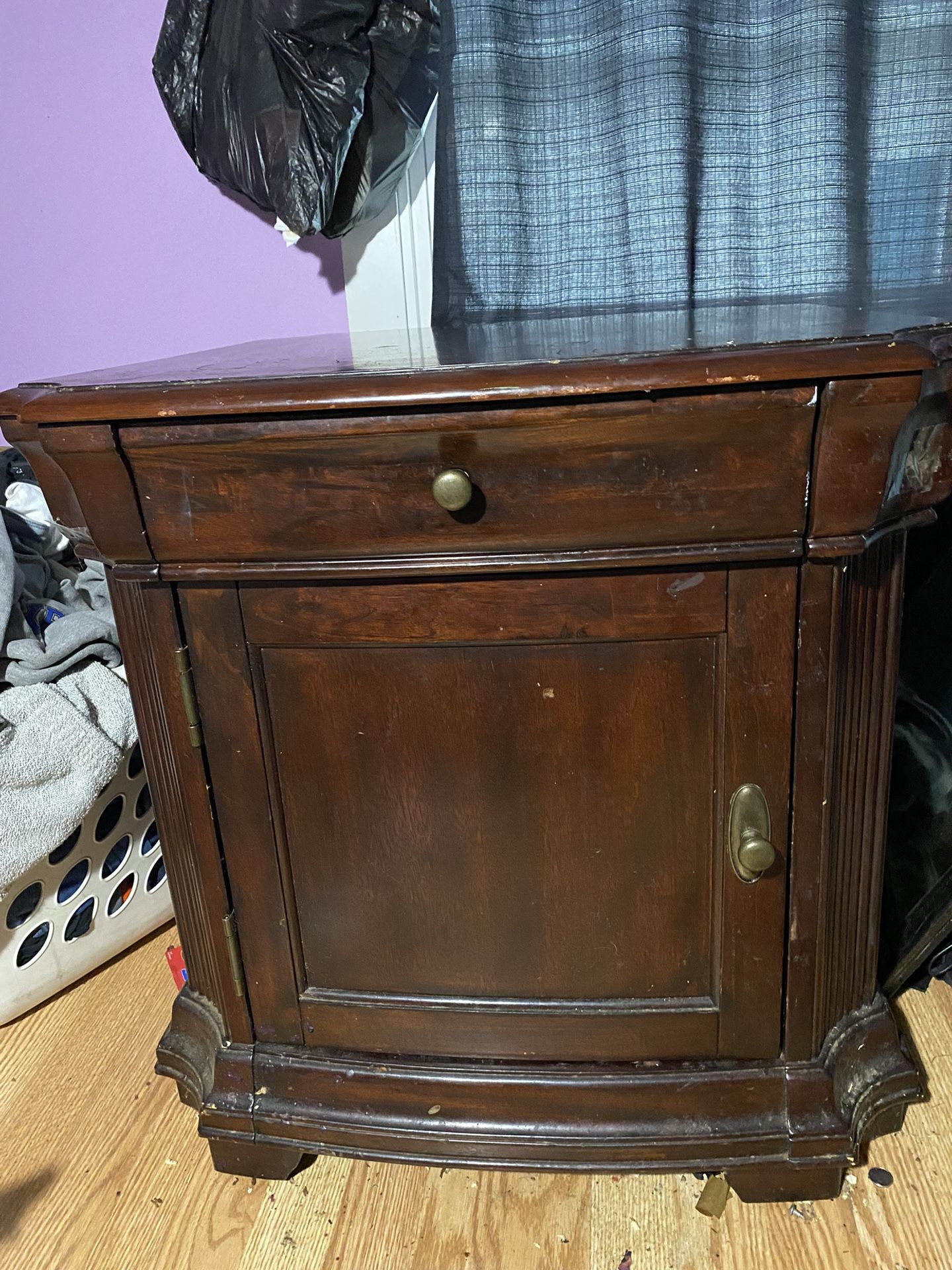 Dresser And End Table