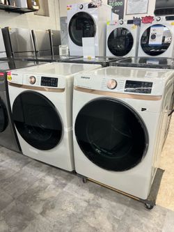 Samsung set washer 5 cu ft and dryer 8 cu ft in color ivory