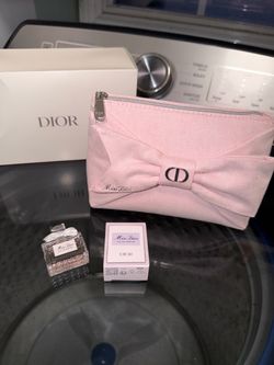 Dior pouch 🎀PINK