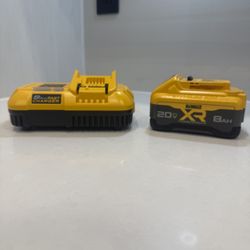 Dewalt 8AH battery And Rapid Charger